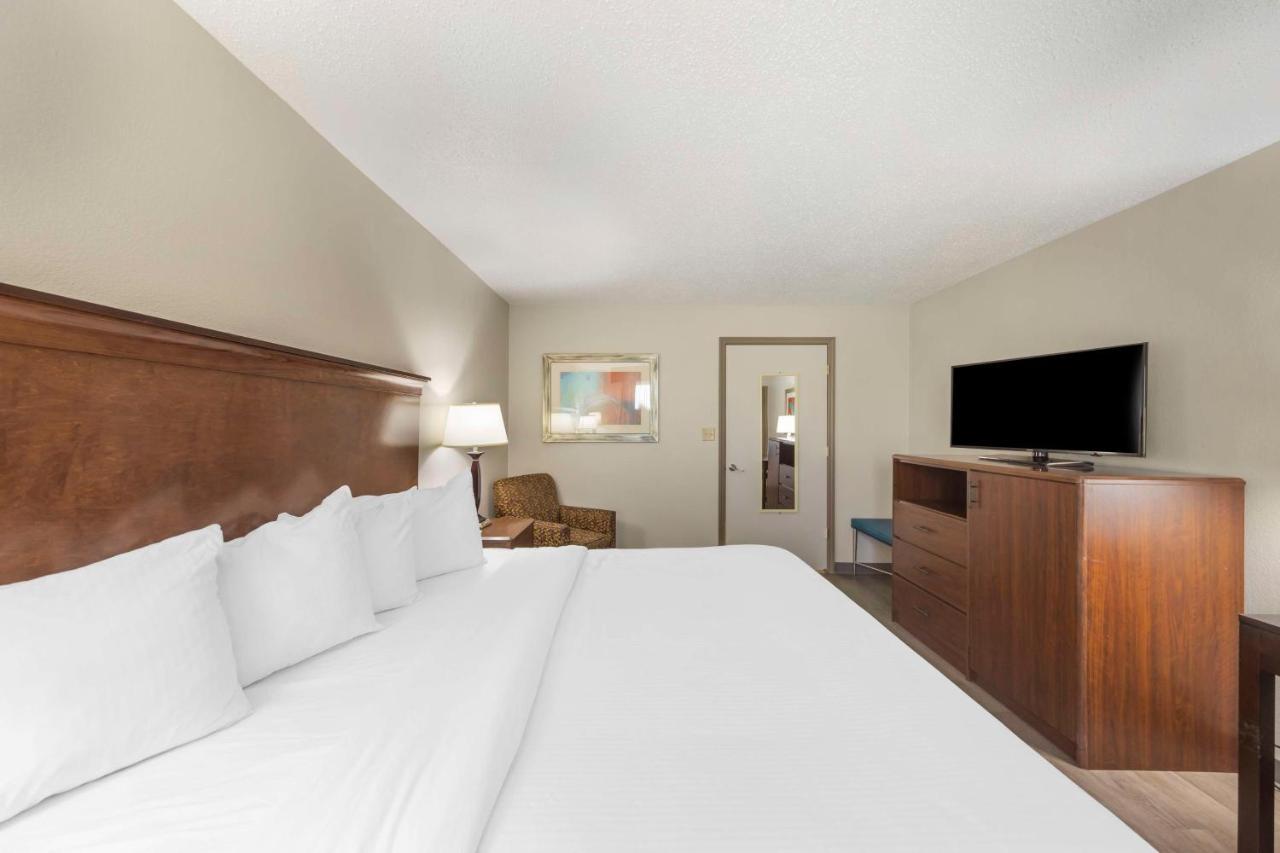 Best Western Athens Inn Экстерьер фото