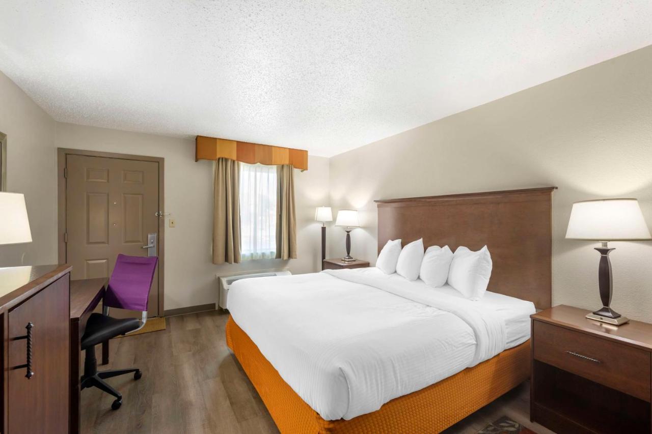 Best Western Athens Inn Экстерьер фото