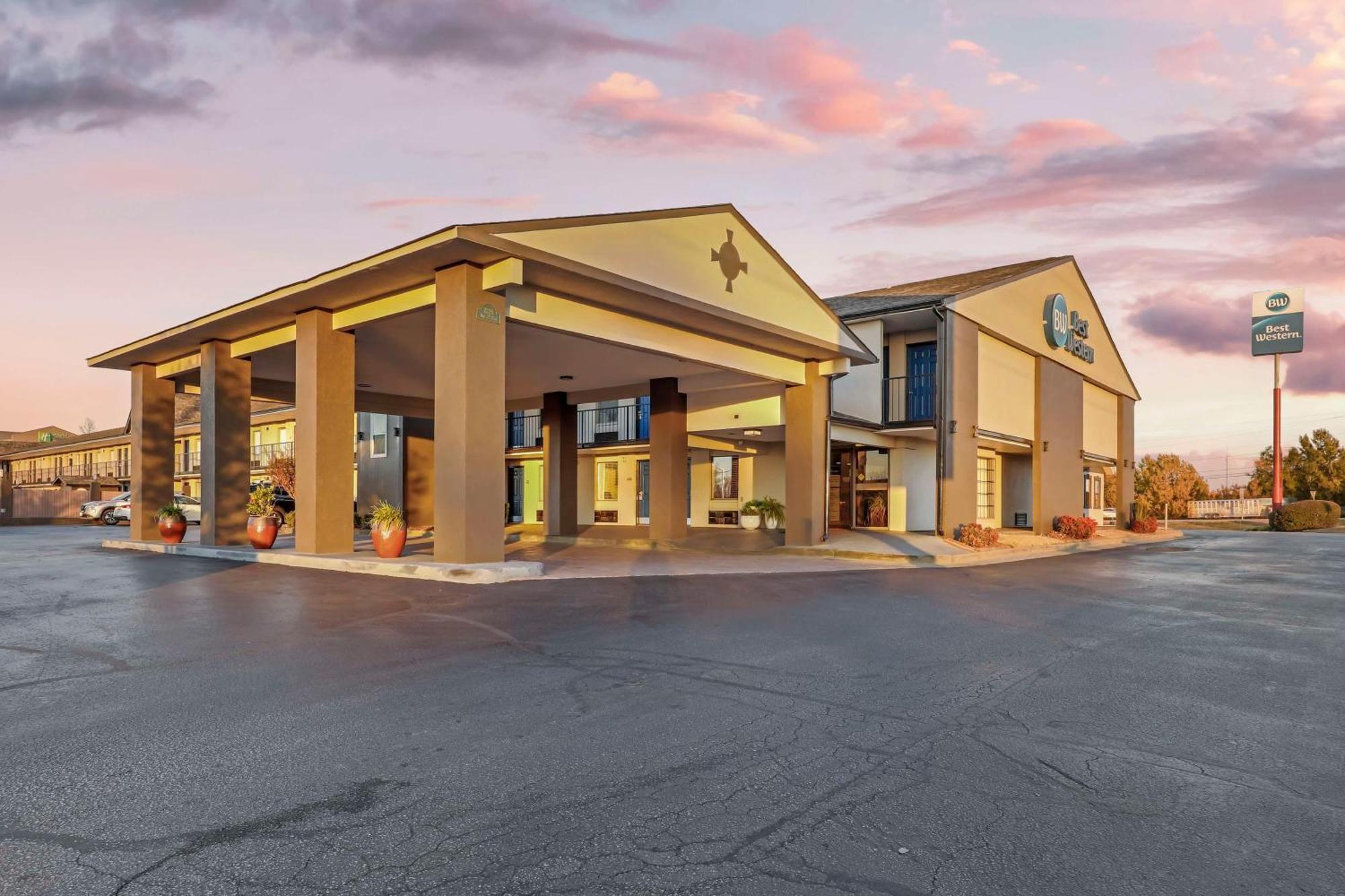 Best Western Athens Inn Экстерьер фото